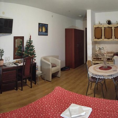 Apartmani "Vila Jelena" Arandjelovac Exteriör bild