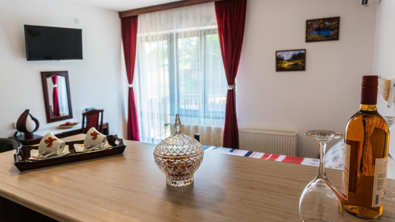 Apartmani "Vila Jelena" Arandjelovac Exteriör bild