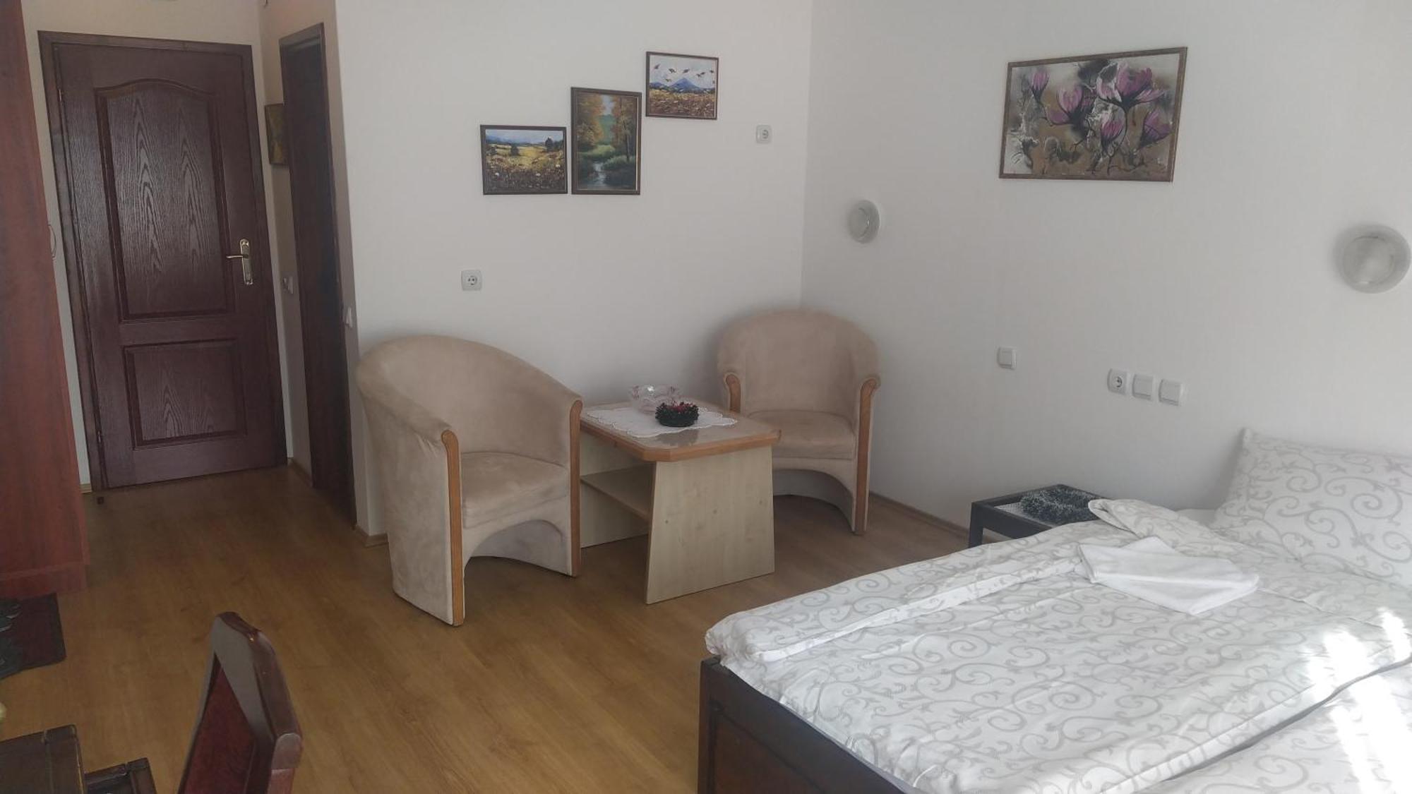 Apartmani "Vila Jelena" Arandjelovac Exteriör bild