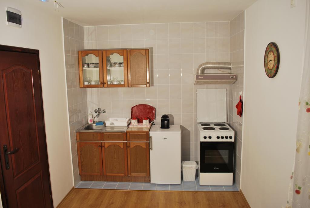 Apartmani "Vila Jelena" Arandjelovac Exteriör bild