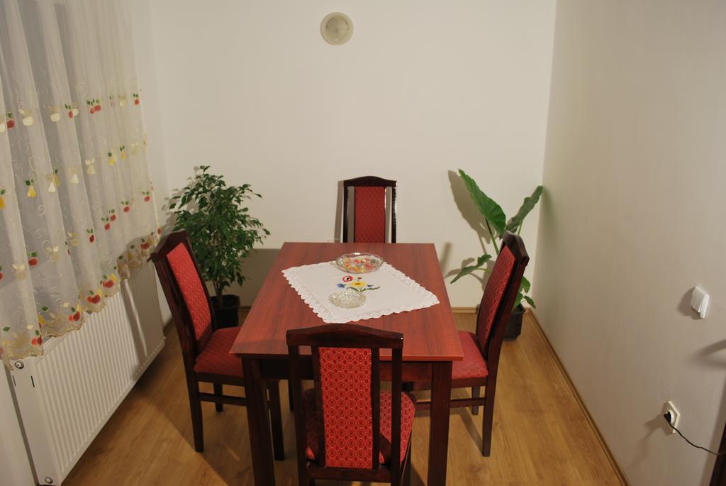 Apartmani "Vila Jelena" Arandjelovac Exteriör bild
