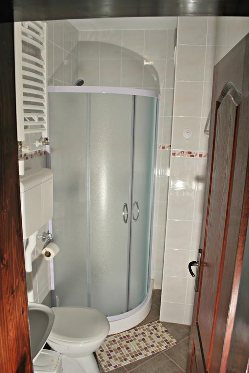Apartmani "Vila Jelena" Arandjelovac Exteriör bild