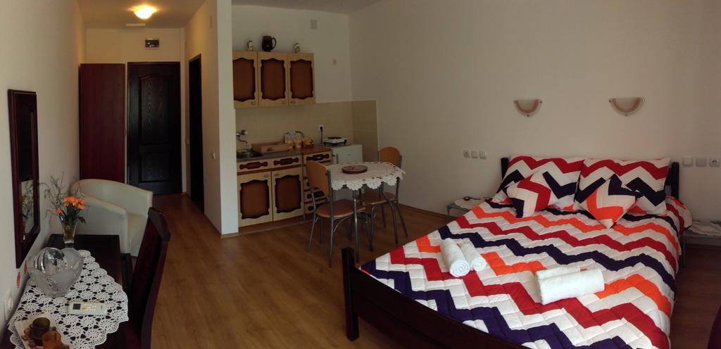 Apartmani "Vila Jelena" Arandjelovac Exteriör bild